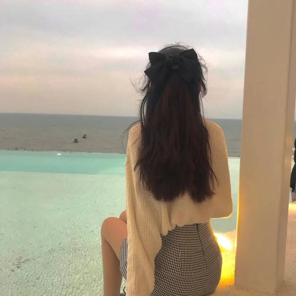 蜜丝炸弹
